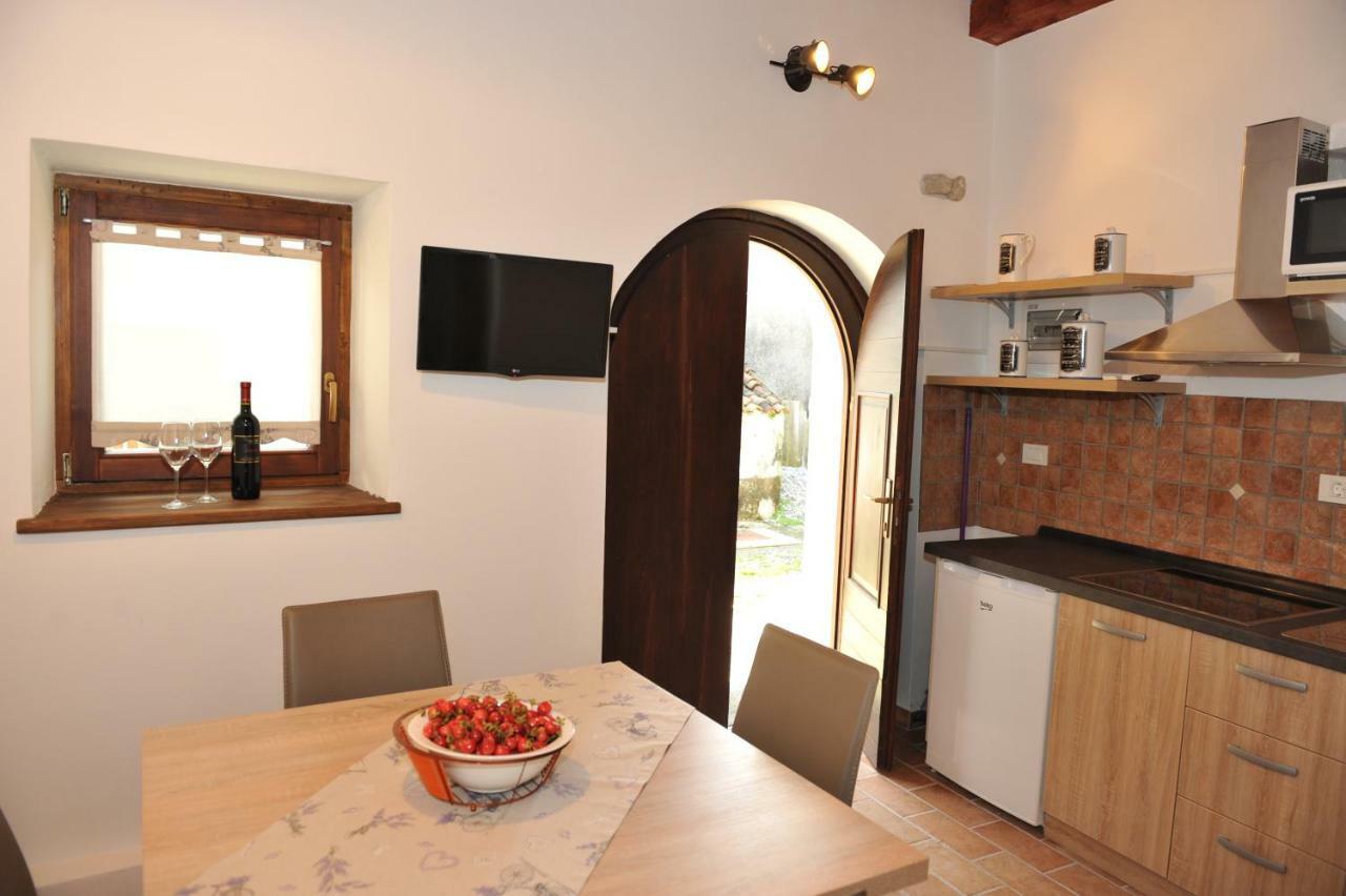 Apartmaji Kumar Smartno Εξωτερικό φωτογραφία